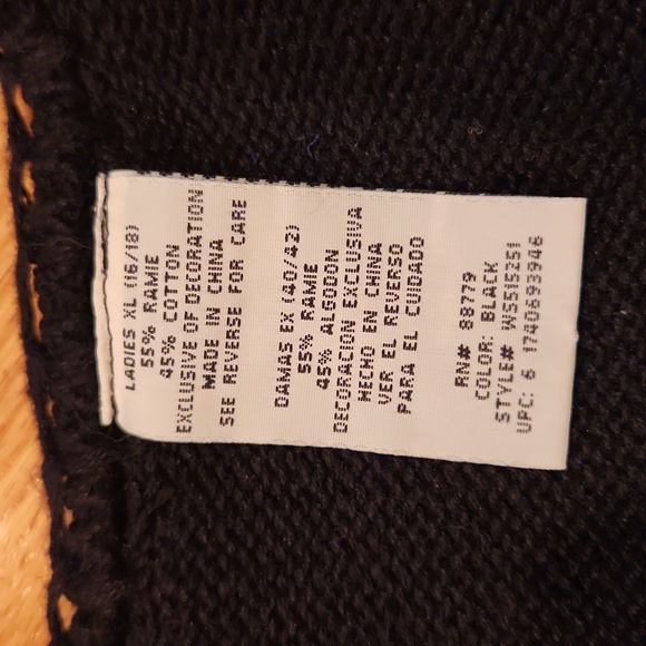 Falling embellished leaves vest - Picture 6 of 6